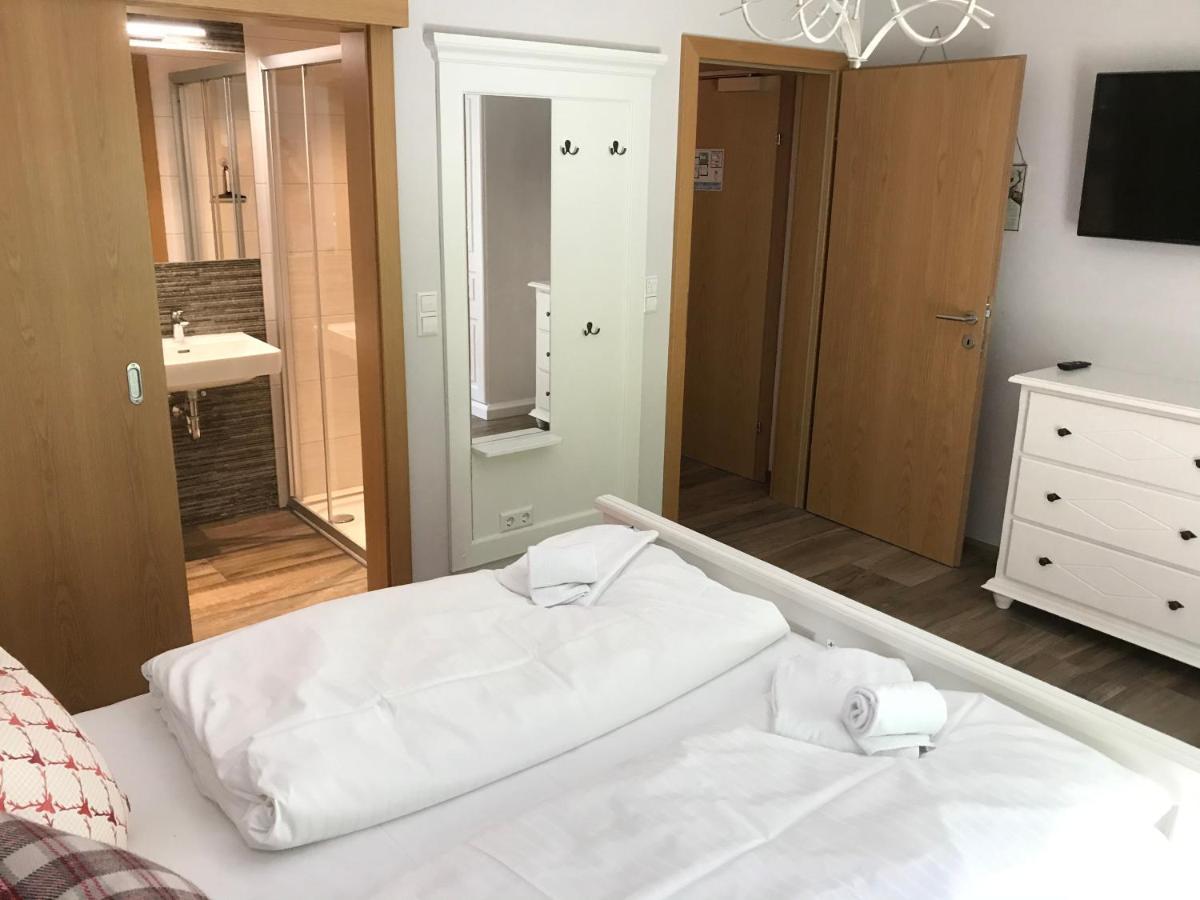 Ferienwohnung Platzhirsch Haus im Ennstal Exterior foto