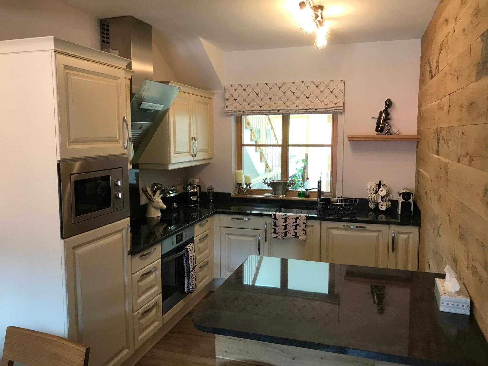 Ferienwohnung Platzhirsch Haus im Ennstal Exterior foto