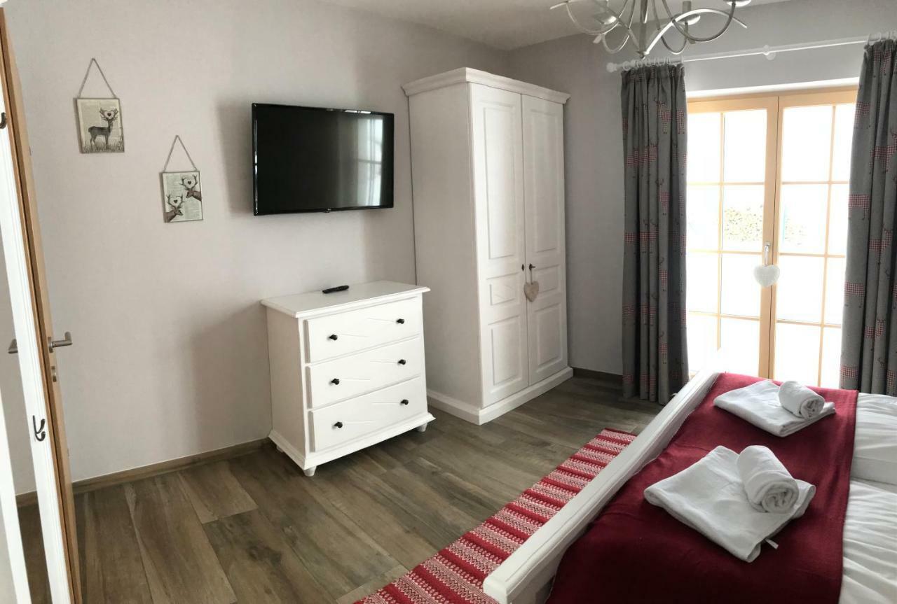 Ferienwohnung Platzhirsch Haus im Ennstal Exterior foto