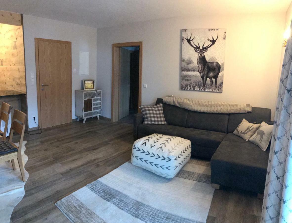 Ferienwohnung Platzhirsch Haus im Ennstal Exterior foto